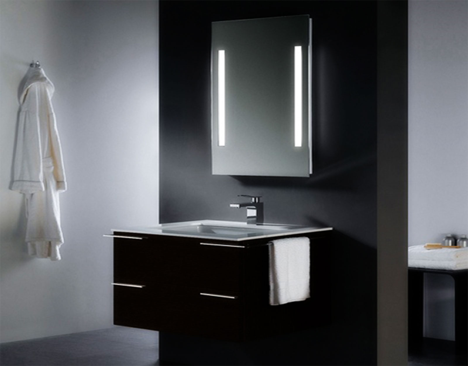 Bathroom Vanity Set With Lighted Mirrors : Furniture Ideas ...